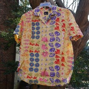 Gorgeous Vintage Lizport Short Sleeve Button Down